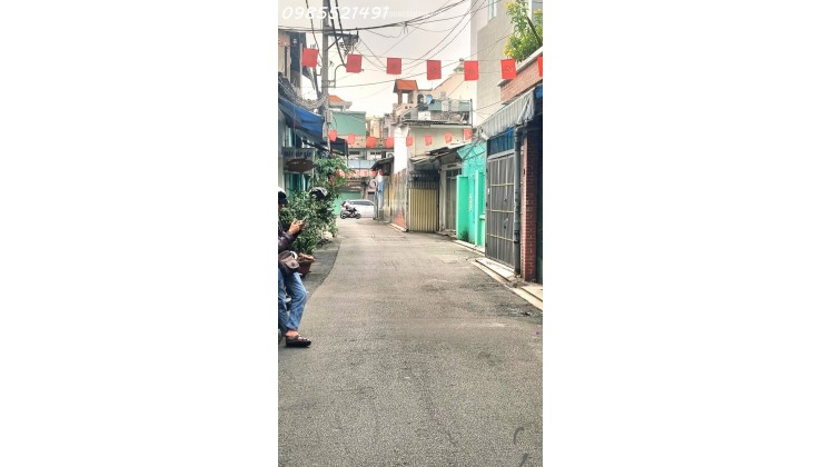 BÁN NHÀ HIẾM HXH TRÁNH - NGUYỄN KIỆM GẦN NGÃ TƯ PHÚ NHUẬN GIÁP Q3 - GIÁ 16 TỈ XÍU