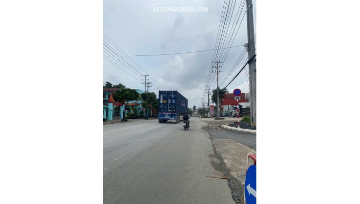 Cần bán đất MT đường DT743A, ngay góc 30/4, P. Bình Thắng, Dĩ An