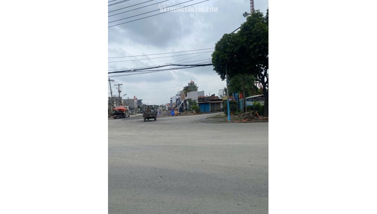 Cần bán đất MT đường DT743A, ngay góc 30/4, P. Bình Thắng, Dĩ An