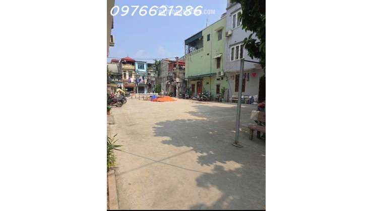 BÁN ĐẤT TẶNG NHÀ CẤP 4 – VIỆT HƯNG, LONG BIÊN – DIỆN TÍCH 37M², MẶT TIỀN 5M – GIÁ 7X TỶ (X NHỎ)