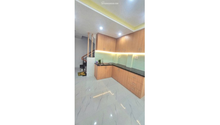 NHÀ ĐẸP TRUNG TÂM KHU VIP BÀN CỜ - NGUYỄN THIỆN THUẬT Q3 – HXH THÔNG SÁT Q1 – GIÁ NHỈNH 6 TỈ