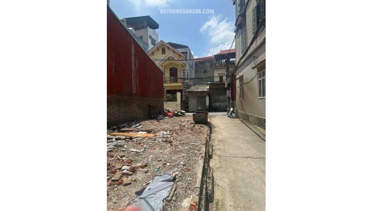 ĐẤT ĐẸP - ĐẦU TƯ SINH LỜI CAO -  Bán Nhanh Lô Đất 43, Ngõ 105, Thanh Am, Việt Hưng, Hà Nội