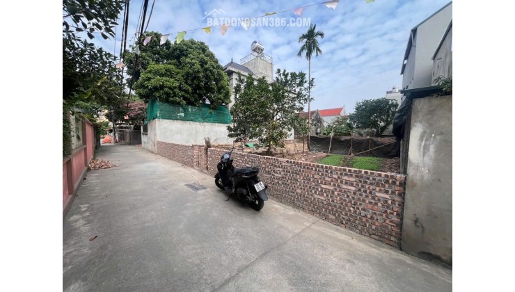 bán đất Đức Giang, Long Biên. Ngõ thông, ô tô tránh. Tiện ích ngập tràn. 42m, 
6,x tỷ ( có tl )