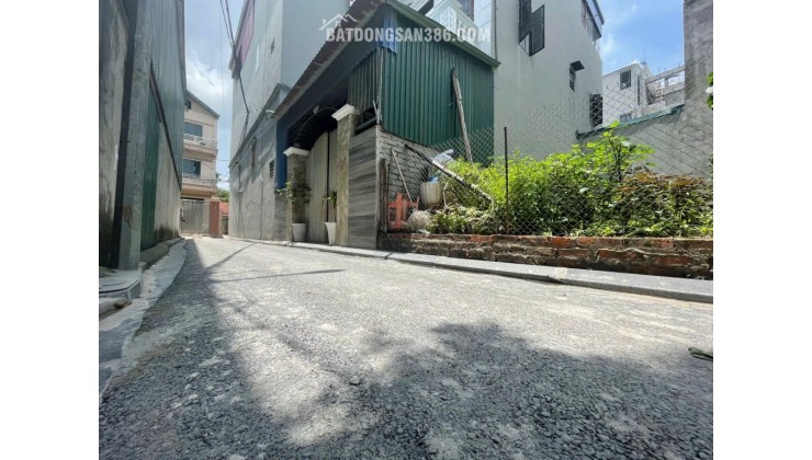 bán đất Đức Giang, Long Biên. Ngõ thông, ô tô tránh. Tiện ích ngập tràn. 42m, 
6,x tỷ ( có tl )