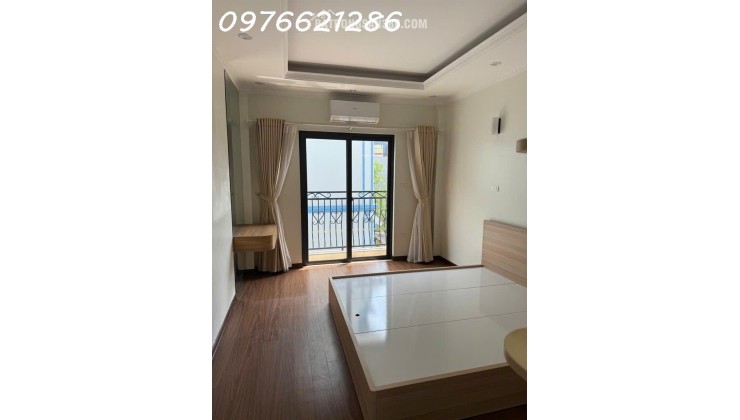 Bán NHÀ ĐẸP HIẾM CÓ Đức Giang – 32,m² – MT 3,5m – FULL NỘI THẤT – NGÕ THÔNG SÁNG – GIÁ CHỈ 6x TỶ