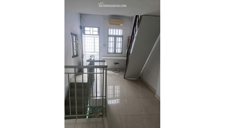 NHÀ VỊ TRÍ ĐẸP- GIÁ TỐT CẦN CHO THUÊ NHANH căn nhà tại quận Bình Thạnh, TPHCM