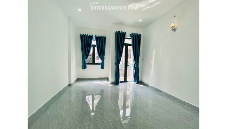 Bán nhà hẻm Phạm Văn Bạch, phường 15, quận Tân Bình - Giá chỉ 4,8 tỷ