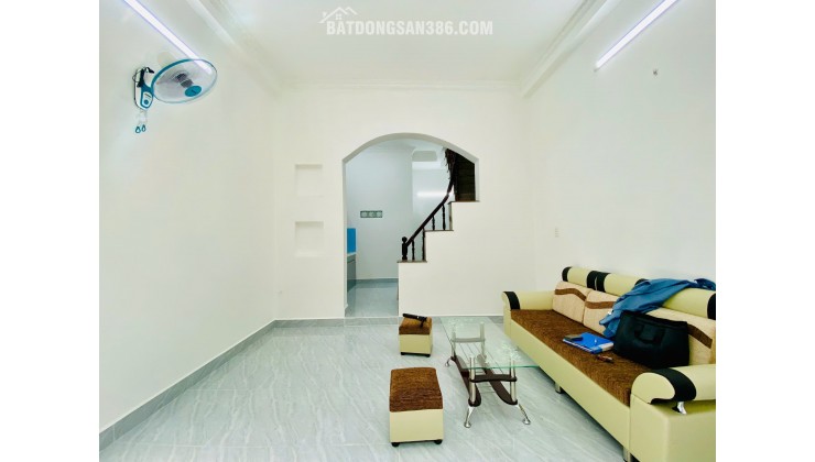 Bán nhà hẻm Phạm Văn Bạch, phường 15, quận Tân Bình - Giá chỉ 4,8 tỷ