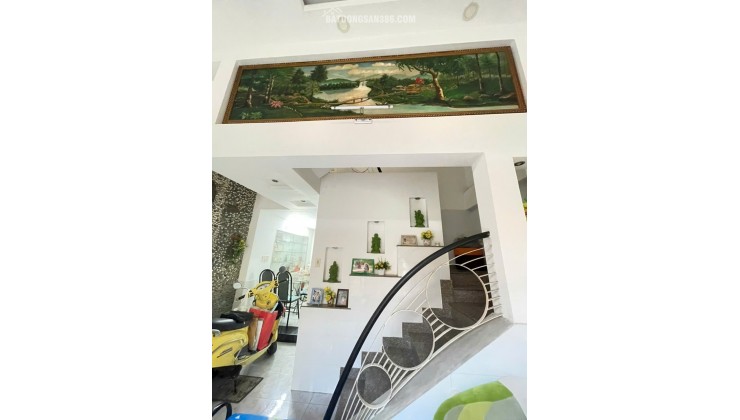 Bán nhà hxh Phan Huy Ích mới đẹp gần Emart Tân Bình, 2 lầu, 3PN, giá tốt