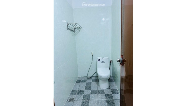 Bán nhà hxh Trần Thị Trọng, phường 15, quận Tân Bình gần nhà ga T3, 4 x 16m