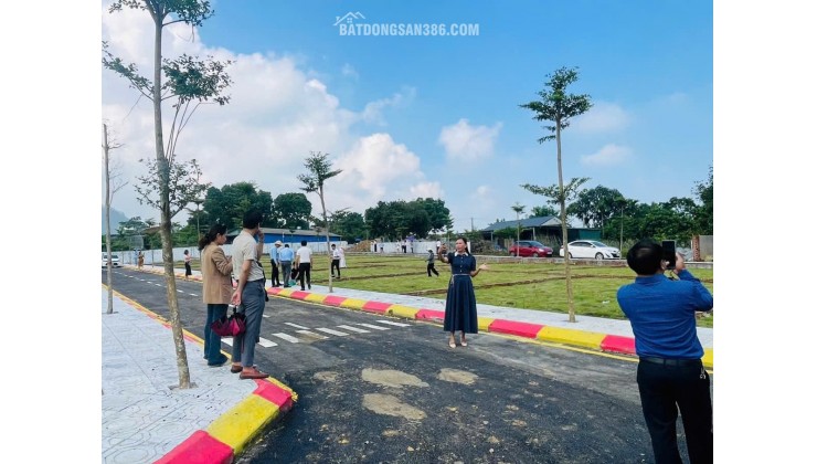 SỐC ĐẤT HÀ NỘI - GIÁ 2,3 TỶ GẦN ĐẠI HỌC QUỐC GIA - TRƯỜNG FPT