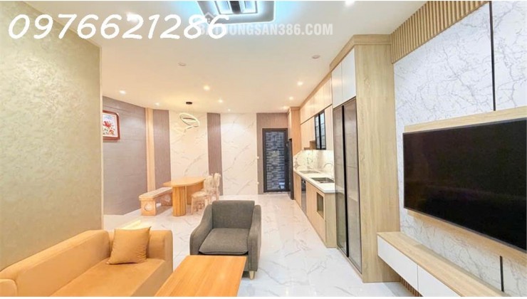 Bán nhà đẹp long lanh THƯỢNG THANH-Long Biên -DT RỘNG 48m2- 3  Tầng- 2 Thoáng -GIÁ NHỈNH 7 TỶ