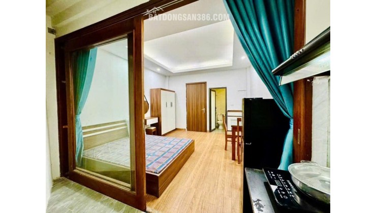 BÁN NHÀ ĐẸP, ĐƯỜNG LẠC LONG QUÂN, TÂY HỒ, HN.