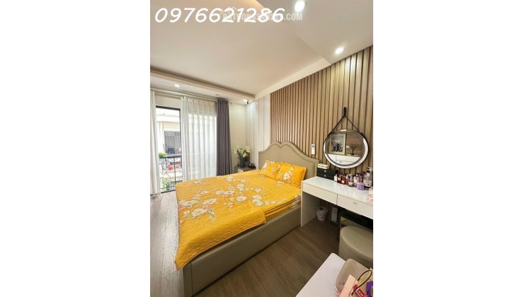  SIÊU PHẨM LÔ GÓC NGỌC THỤY – BỒ ĐỀ – FULL NỘI THẤT – Ô TÔ TRÁNH – KHU VIP GẦN TRƯỜNG PHÁP, CÔNG VIÊN – THÔNG SỐ HOA HẬU 46M², MT 4.5M . Gía: