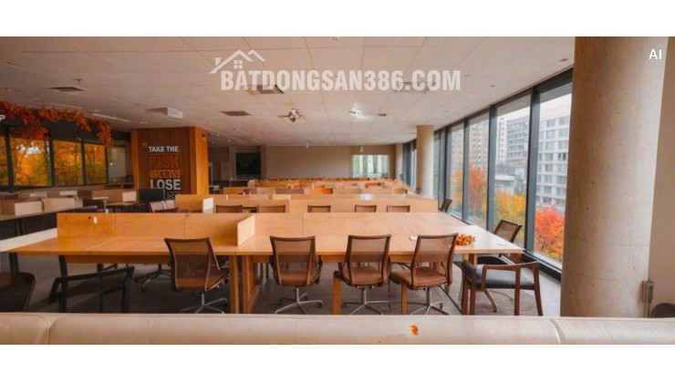 Cho thuê sàn văn phòng mặt đường Lê Văn Lương thanh xuân Hà Nội 230m 300nghin/m