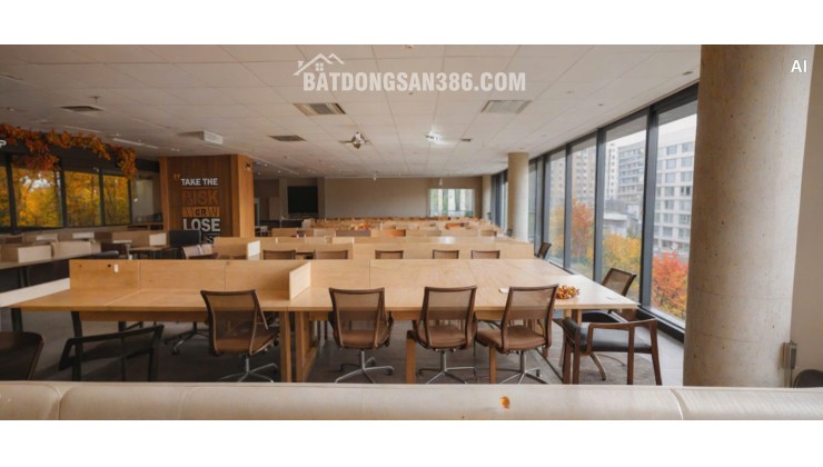 Cho thuê sàn văn phòng mặt đường Lê Văn Lương thanh xuân Hà Nội 230m 300nghin/m