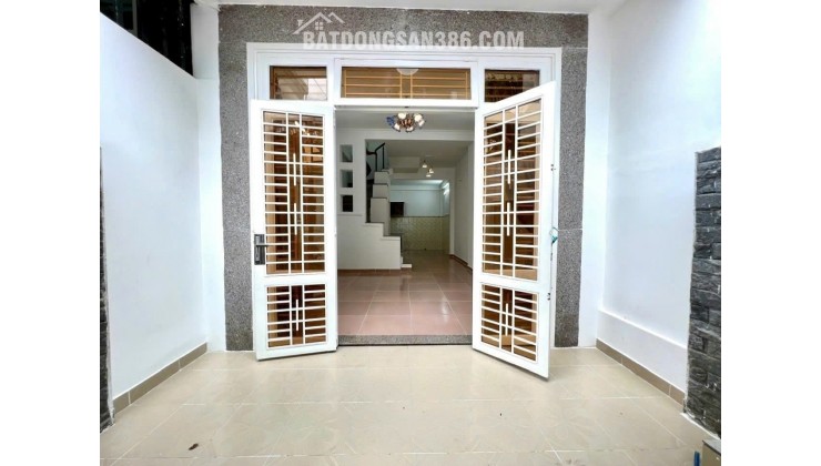 NHÀ ĐẸP- GIÁ TỐT cần cho thuê nhanh căn nhà tại quận 12, TPHCM