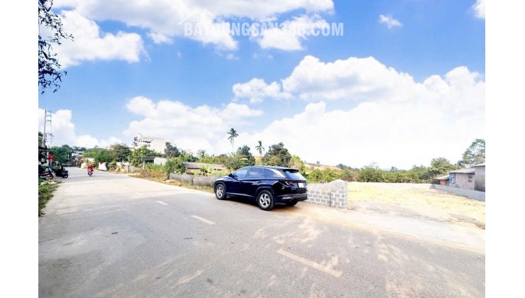 Siêu phẩm cho bác nào muốn xây biệt thự, hoặc nhà xưởng  tại Đồng Vàng - Phú Mãn - Quốc Oai - Diện tích : 451m2  giá 16tr/m