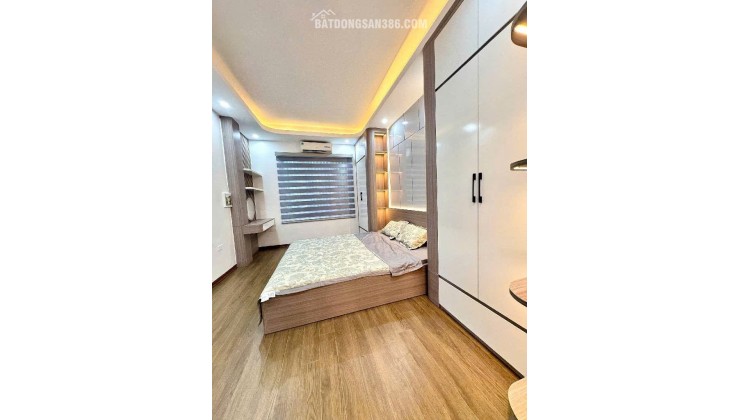  NHÀ ĐẸP GIẢI PHÓNG - Ô TÔ - NGÕ THÔNG 32M *5 tầng * 7.85 tỷ thương lương mạnh