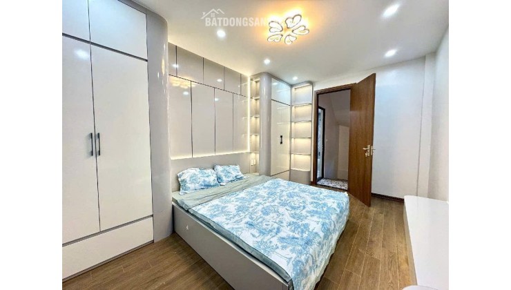  NHÀ ĐẸP GIẢI PHÓNG - Ô TÔ - NGÕ THÔNG 32M *5 tầng * 7.85 tỷ thương lương mạnh
