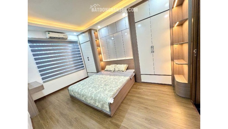  NHÀ ĐẸP GIẢI PHÓNG - Ô TÔ - NGÕ THÔNG 32M *5 tầng * 7.85 tỷ thương lương mạnh