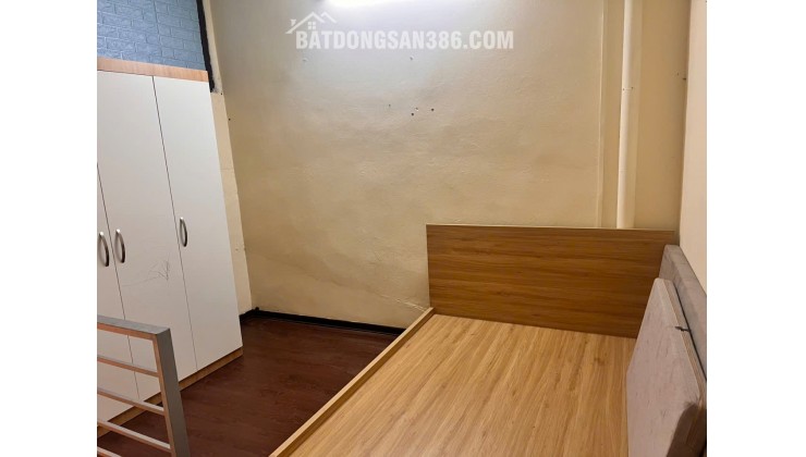 HOT HOT CHÍNH CHỦ CẦN BÁN NHANH căn nhà vị trí đẹp tại quận Đống Đa, TP Hà Nội