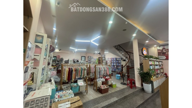 Nhà cho thuê Đỗ Bá Đà Nẵng căn góc lô đôi 2 tầng diện tích 180m² gần biển