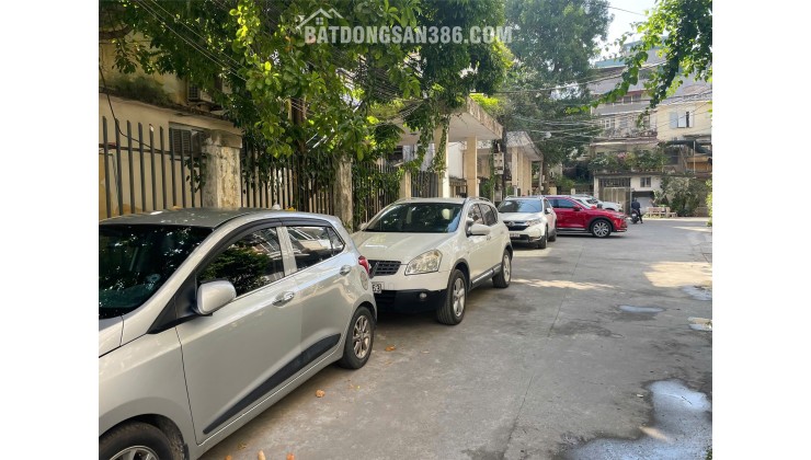 CHÍNH CHỦ BÁN NHÀ TẬP THỂ LÔ GÓC Đường Đê La Thành, P. Thổ Quan, Đống Đa, Hà Nội