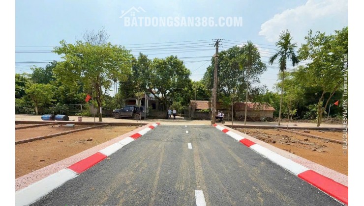 tôi chuyển đổi kinh doanh nên cần tiền bán gấp mảnh đât 300tr đất ở đô thị xung quanh đủ tiện ích