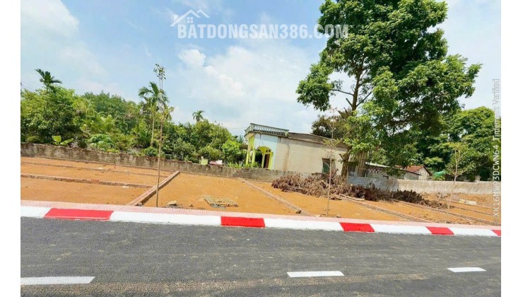 tôi chuyển đổi kinh doanh nên cần tiền bán gấp mảnh đât 300tr đất ở đô thị xung quanh đủ tiện ích