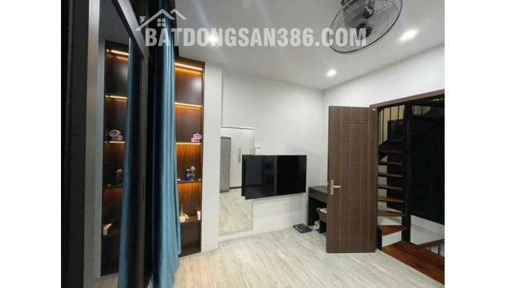 BÁN CĂN ĐỐNG ĐA 4 TẦNG 20M  GẦN PHỐ - 2 MẶT NGÕ Ô TÔ - KINH DOANH - 40 RA MẶT PHỐ - NHÀ ĐẸP