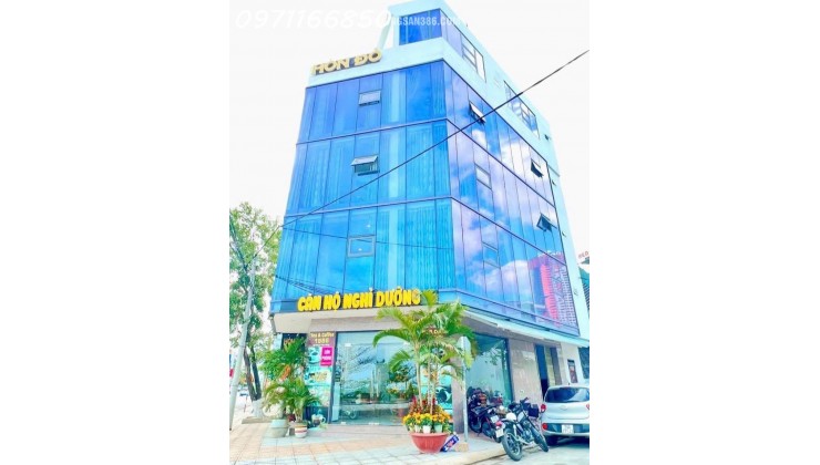 Bán nhanh tòa nhà lô góc – 11 phòng – view biển – mặt đường Phạm Văn Đồng gần Đại Học Nha Trang