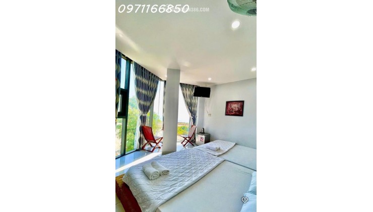 Bán nhanh tòa nhà lô góc – 11 phòng – view biển – mặt đường Phạm Văn Đồng gần Đại Học Nha Trang