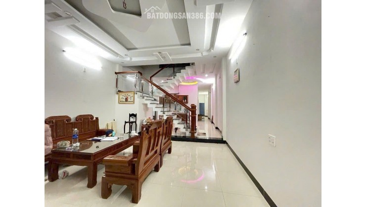 BÁN NHÀ 3 TẦNG ĐƯỜNG 7m5 - KHU ĐÔ THỊ SINH THÁI VEN SÔNG HOÀ XUÂN, KINH DOANH CỰC ĐỈNH.