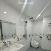 [Siêu hiếm] Bán nhanh Nhà phường Phú Diễn, ngõ ba gác tránh SH vèo vèo, 36m2, 8 tỷ