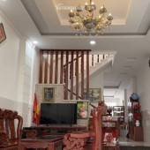 Nhà vị trí siêu đẹp Tăng Nhơn Phú,Phước Long B,  Kết cấu 3 tầng  Thiết kế: sân vườn, gara ô tô 2 cái, bể cá KOI