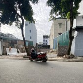 Bán đất Thượng Thanh cạnh Him Lam. 54m x 5m vuông đẹp oto tránh thông. LH 0936123469