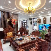 SIÊU PHẨM BIỆT THỰ FULL NỘI THẤT – THANG MÁY – SÂN VƯỜN RỘNG – TRUNG TÂM KĐT DƯƠNG NỘI – HÀ ĐÔNG