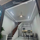 Bán nhà xen kẹt Bùi Xương Trạch, Định Công Thượng - 34m Gara ô tô 4 tầng mới đẹp như hình 4,95 tỷ