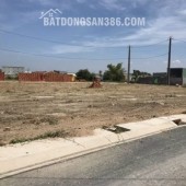 Đất thổ cư 2500m2 giá 14tr/m ngay QL1A, mua hết 10tr/m2