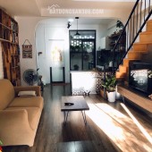 Bán nhà 2T Ngọc Thuỵ, nhà đẹp 46m x 4m ở luôn, oto tránh ngay cổng. chỉ nhỉnh 5 tỷ còn tl. LH 0936123469