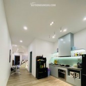 Quận 7 - HXH Huỳnh Tấn Phát - 40m2 - 2 tầng - Giá 5,5 tỷ