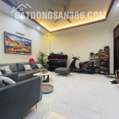 CHỦ CẦN THANH KHOẢN – HẠ CHÀO 1 TỶ – BÁN GẤP NHÀ PHỐ TÂY SƠN! 
44m² – 6 TẦNG THANG MÁY – HAI THOÁNG – CÁCH PHỐ 10M – Ô TÔ ĐỖ CỔNG  - GIÁ SIÊU HỢP LÝ: