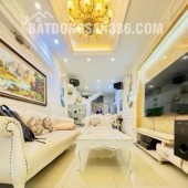 BÁN NHÀ ĐỊNH CÔNG  48M * 4 Tầng *11.65 tỷ Thương lượng mạnh- Ô TÔ ĐỖ CỬA - FULL NỘI THẤT ĐẲNG ÃCẤP.NGÕ THÔNG RỘNG 5M