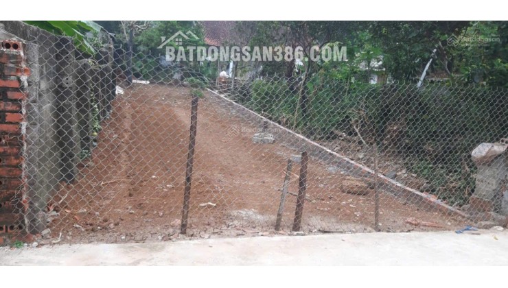 Bán gấp lô đất 106m² full thổ cư Mặt tiền rộng, nở hậu Gần sân bóng Đồng Trạng