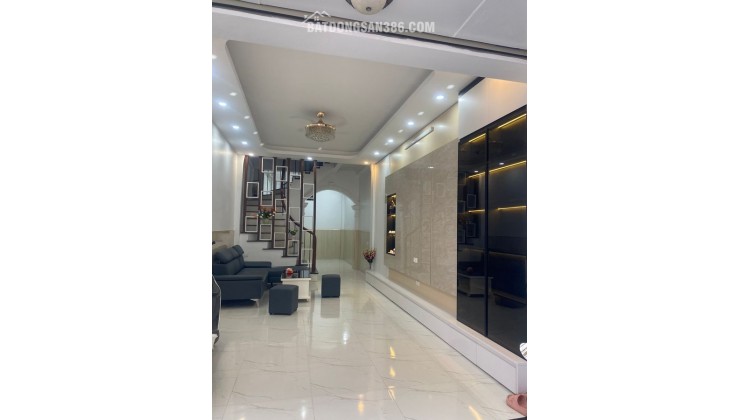 CỰC HIẾM - Nhà Trung tâm Cầu Giấy - Mặt ngõ ô tô kinh doanh - 45m2 - 4T - Chỉ 14.86 tỷ