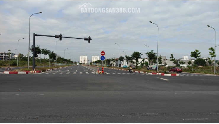 CẦN RA GẤP LÔ ĐẸP KHU 38HA TÂN THỚI NHẤT Q12 GIÁ CHỈ 6,8TY