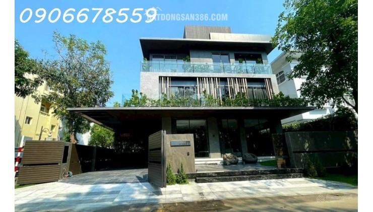 Bán Biệt thự căn góc ngay Hồ Bán Nguyệt Phú Mỹ Hưng Q7