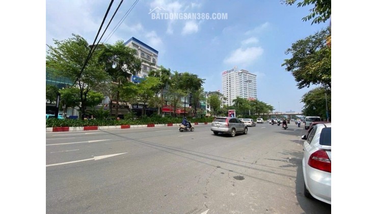 CHỦ NHÀ THIỆN CHÍ BÁN NHÀ PHỐ VÍP VĂN CAO-TT BA ĐÌNH, TÂY HỒ