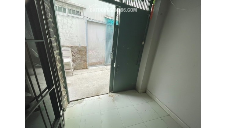  PHỐ ẨM THỰC NGUYỄN THƯỢNG HIỀN Q3, 27M2 (3X9), 2PN 2WC - 4.25 TỶ